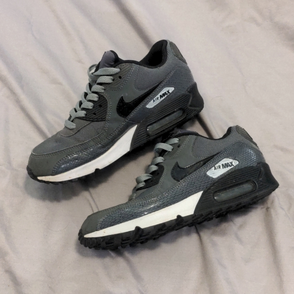 Nike Air Max 90
